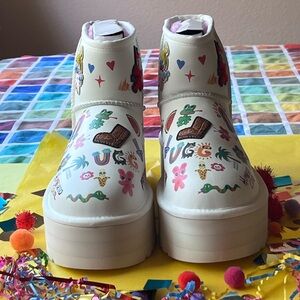 🌈 UGG POP SKETCH  BOOTS 🌈 NWT 🌈